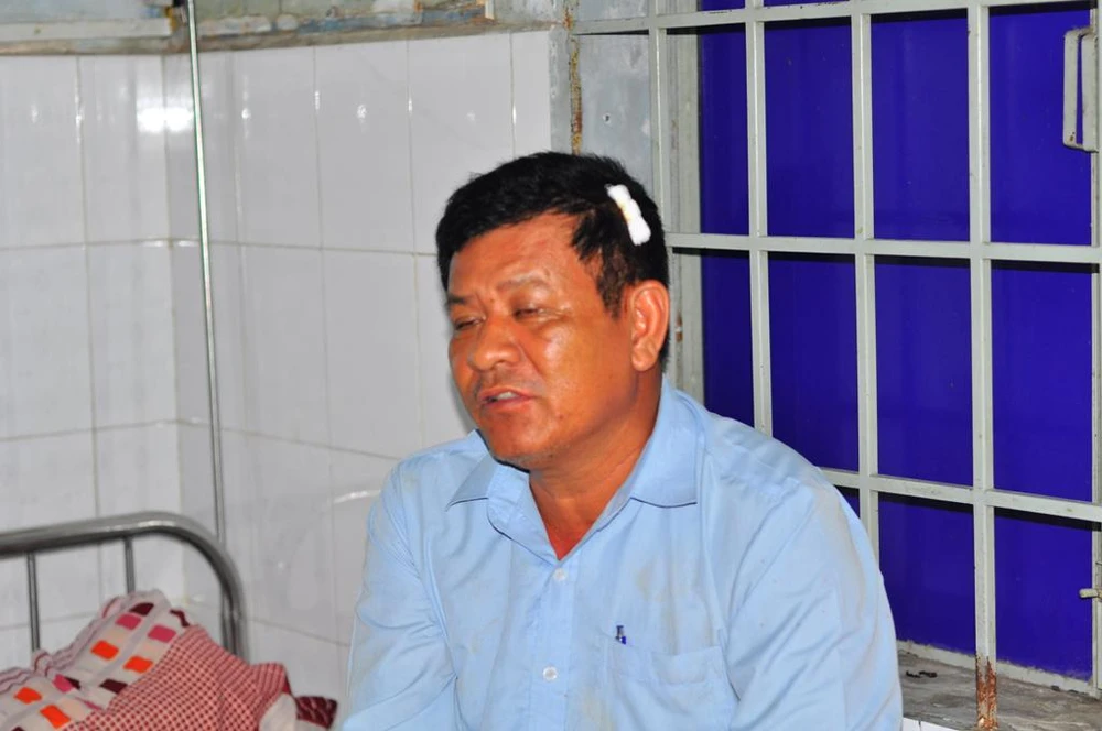 Xin đểu không được, đánh gục hàng xóm tại chỗ ảnh 1