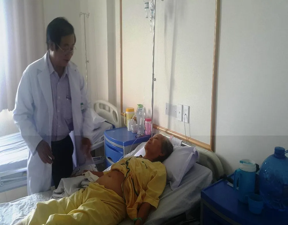 bệnh nhân sau phẫu thuật