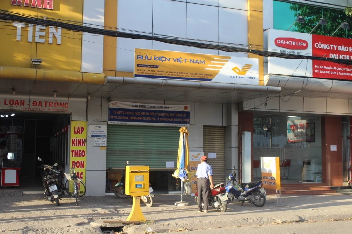 Thua cá độ bóng đá, vào bưu điện cướp tiền ảnh 1