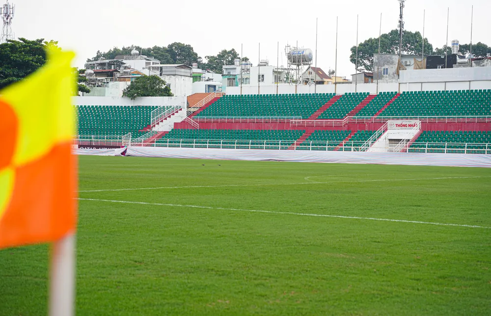 San-van-dong-thong-nhat (15).jpg