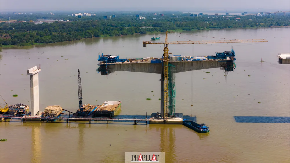 Dự án được xây dựng với quy mô đường cấp III đồng bằng, tốc độ thiết kế 80km/h. Bề rộng nền đường từ 20,5m - 26m, gồm 4 làn xe cơ giới và 2 làn xe hỗn hợp. cau-nhon-trach-20.jpg