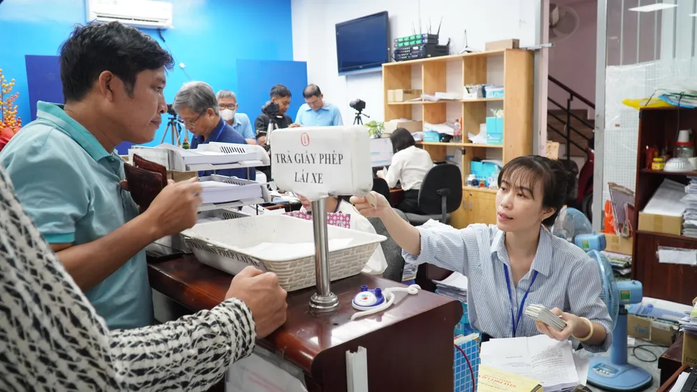 đổi giấy phép lái xe (63).JPG