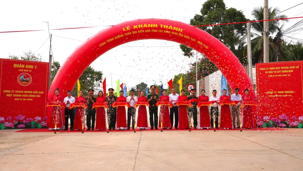 đường tuần tra biên giới (1).jpg