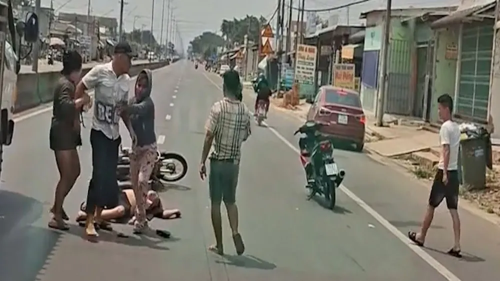 va chạm giao thông-5.jpg