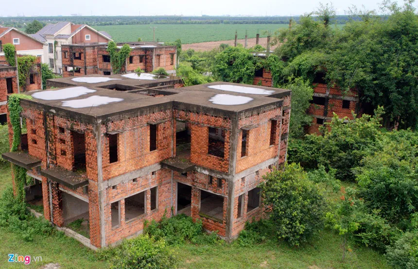 Biet thu, nha pho 'bi bo quen' o do thi cach Sai Gon 20 km hinh anh 9