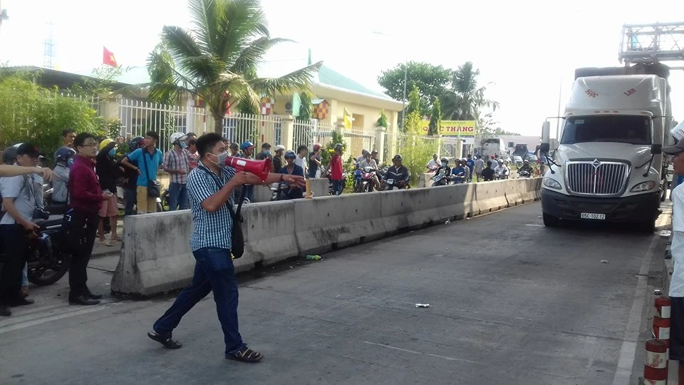 Nóng: Chủ tịch TP Cần Thơ trả lời báo chí về BOT ảnh 2