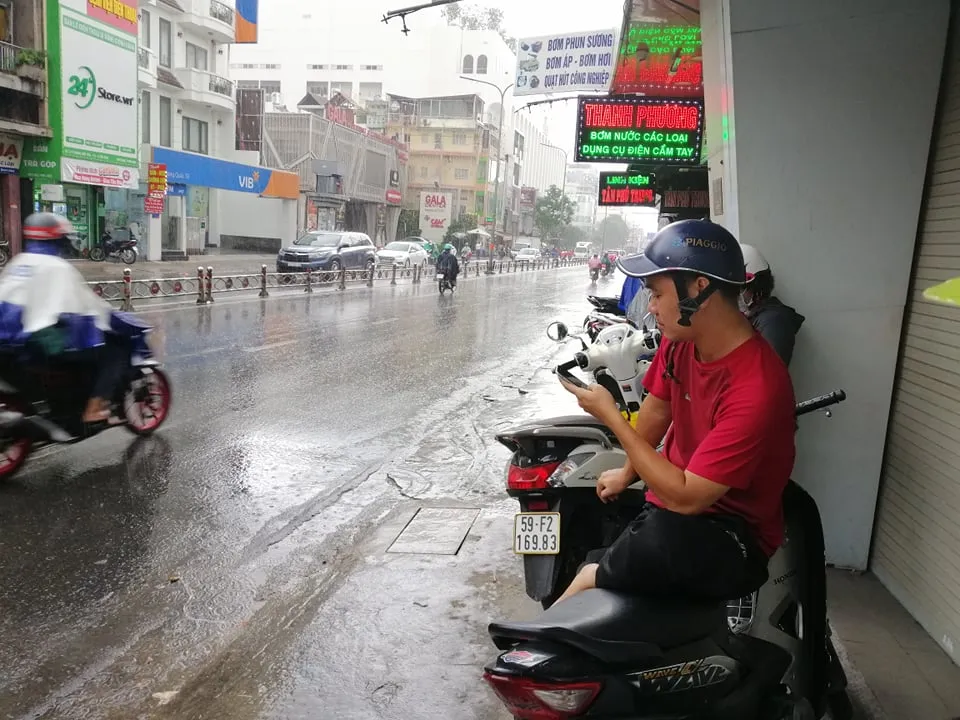 mua-tai-duong-hoang-van-thu-5