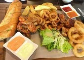 Nắng nóng nên ăn gì để tăng lượng nước cho cơ thể? ảnh 2 Ăn gì sẽ không tốt trong những ngày nắng nóng?