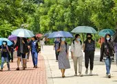 Nam bộ sẽ tiếp tục 'tăng nhiệt' vào giữa tháng 4 ảnh 2 Sau nắng nóng kéo dài, Nam Bộ sắp có mưa rào