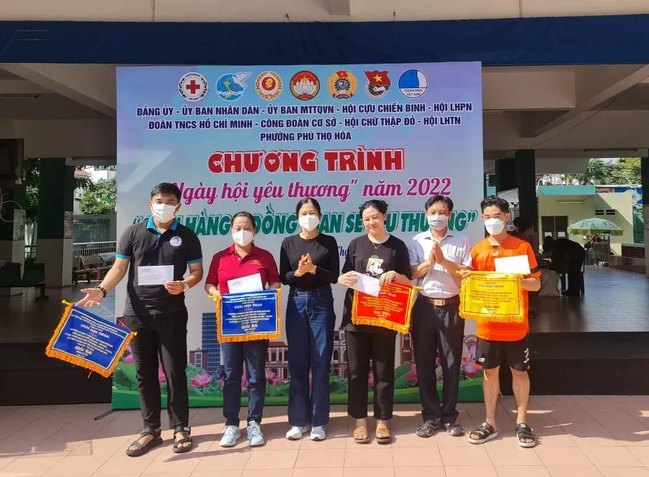 Hoạt động thể dục, thể thao được nhiều bạn trẻ tham gia. Ảnh: NGUYỄN CHÂU Hoạt động thể dục, thể thao được nhiều bạn trẻ tham gia. Ảnh: NGUYỄN CHÂU