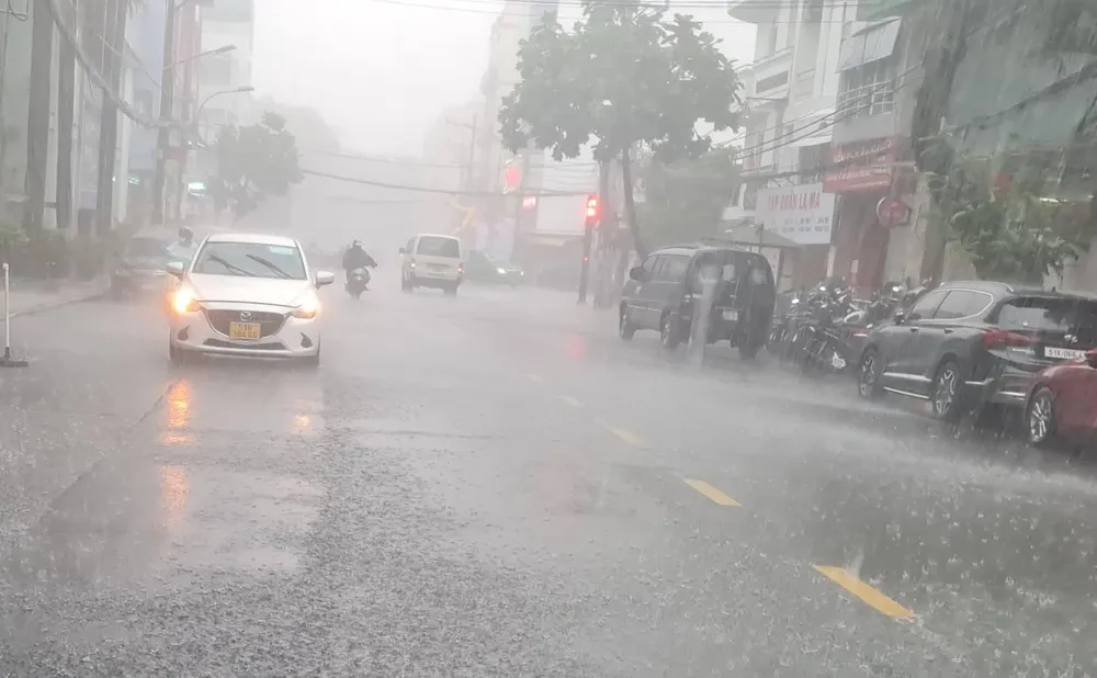 Dự báo khu vực Nam bộ liên tục có mưa trong những ngày tới. Ảnh: NGUYỄN CHÂU