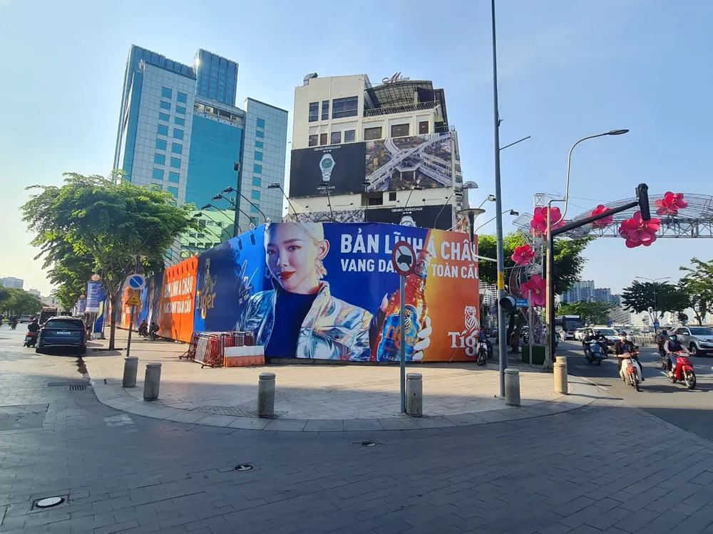 Khu đất 2-4-6 Nguyễn Huệ.