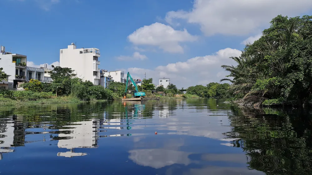Sở TN&MT đề xuất chủ trương đầu tư dự án cắm mốc chỉ giới hành lang bảo vệ sông, suối, kênh, rạch. Ảnh: NC Sở TN&MT đề xuất chủ trương đầu tư dự án cắm mốc chỉ giới hành lang bảo vệ sông, suối, kênh, rạch. Ảnh: NC