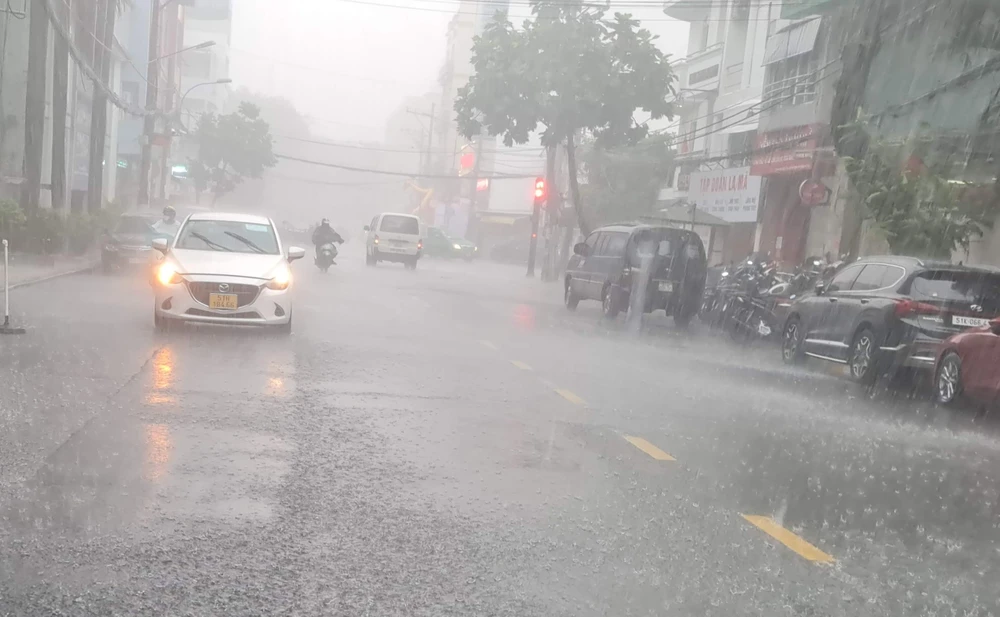 Nam bộ sẽ tiếp tục xuất hiện mưa lớn nhiều nơi trong những ngày tới. Ảnh: NC