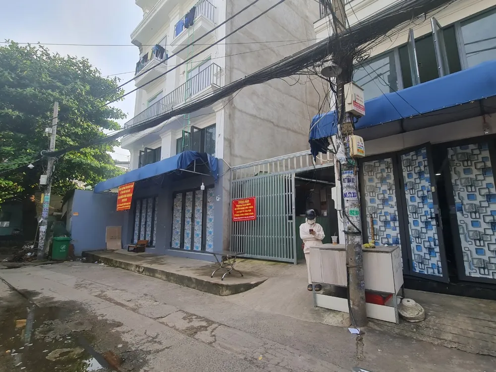 TP.HCM sẽ tăng cường kiểm tra những ngôi nhà, căn hộ ngăn ra để cho thuê. Ảnh: NGUYỄN CHÂU ngan-nha-cho-thue.jpg
