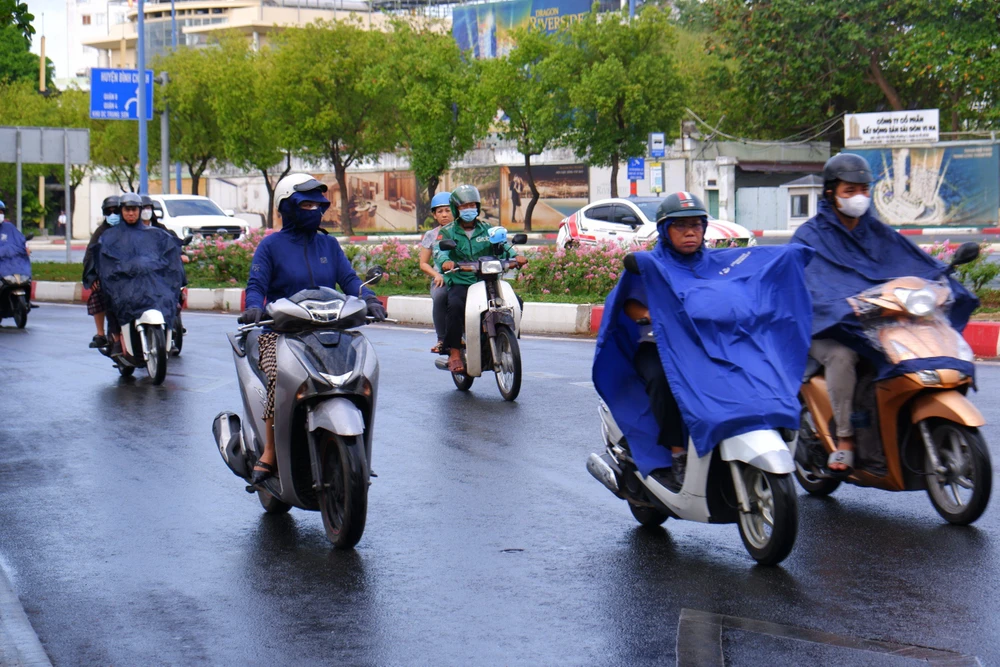 Nam Bộ vẫn còn những đợt nắng nóng trên diện rộng dài ngày