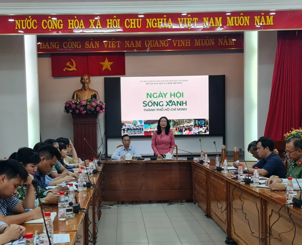 Sở TN&MT TP.HCM tổ chức họp triển khai công tác phối hợp tổ chức Ngày hội Sống xanh lần 4 năm 2024. Ảnh: NC Sẽ đổi rác lấy quà tặng tại Ngày hội Sống xanh ở TP.HCM