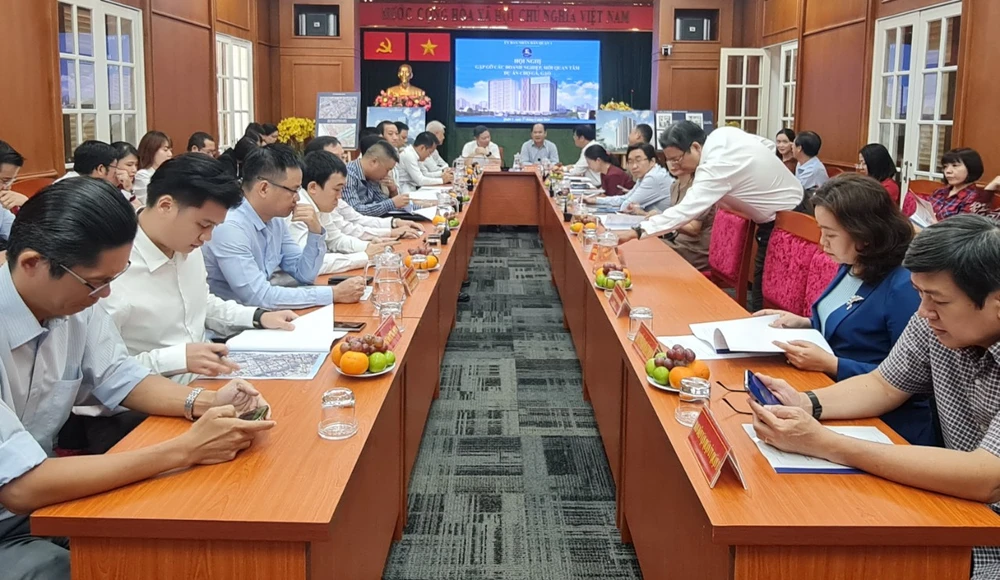 UBND quận 1 tổ chức hội nghị gặp gỡ doanh nghiệp, mời quan tâm dự án chợ Gà, Gạo sáng 27-6. Ảnh: NGUYỄN CHÂU Quận 1, TP.HCM kêu gọi đầu tư dự án chợ Gà, Gạo