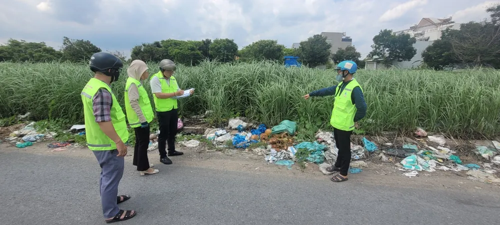 huyện bình chánh xử lý vi phạm môi trường.jpg
