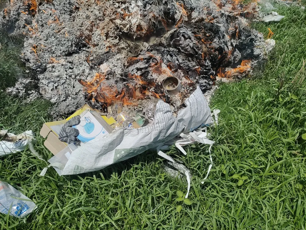 truong hop xa rac an phu tay.jpg