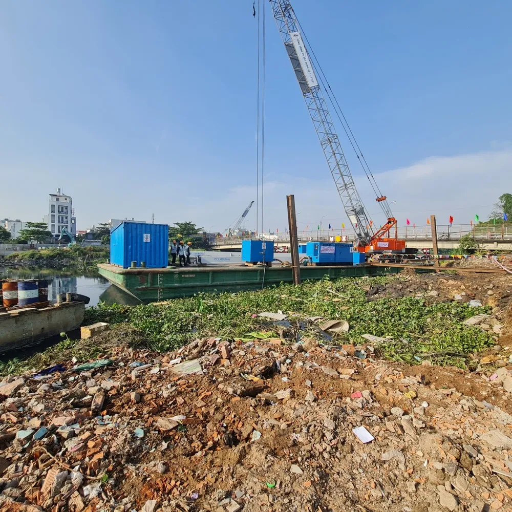 Dự án cải tạo kênh Tham Lương- Bến Cát - rạch Nước Lên cần bổ sung hơn 1.570 tỉ đồng để thực hiện. Ảnh: NGUYỄN CHÂU Dự án cải tạo kênh Tham Lương- Bến Cát - rạch Nước Lên cần bổ sung vốn