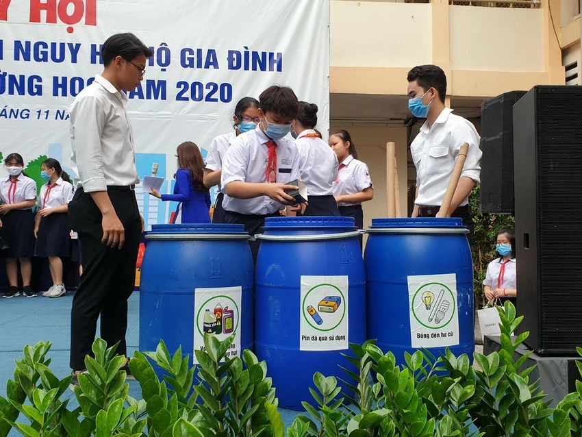 Sở TN&MT TP.HCM nêu vướng mắc về phân loại chất thải nguy hại