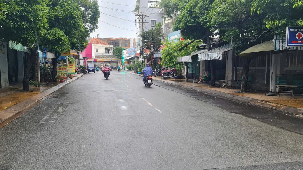 Nguyên nhân gây mưa dông kèm sấm sét ở TP.HCM