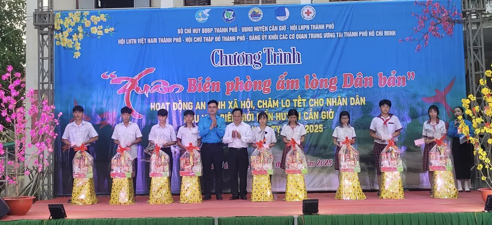 N xuân xã đảo cần giờ .jpg