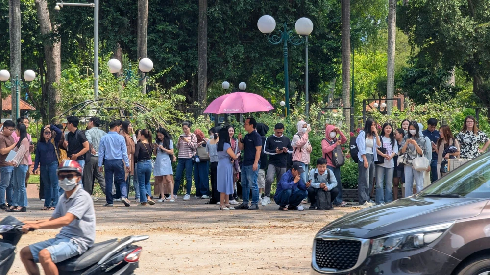 rung lắc như động đất 2.jpg