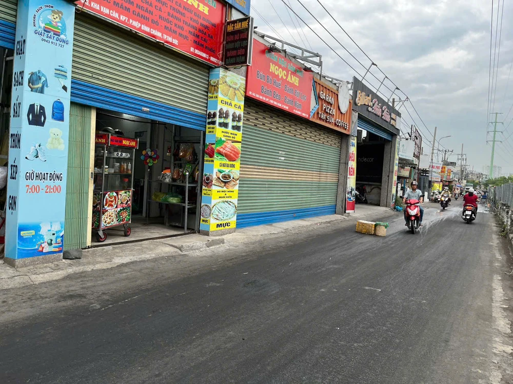 Người dân TP Thủ Đức ngán ngẩm vì trạm trung chuyển rác ngay khu vực dân cư