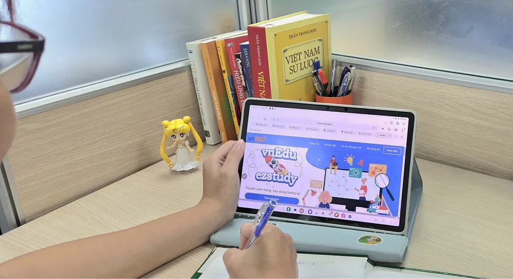 vnEdu Ezstudy được thiết kế với mục tiêu giúp học sinh học tập chủ động hơn trong học tập vnEdu Ezstudy, 'gia sư công nghệ' cho học sinh