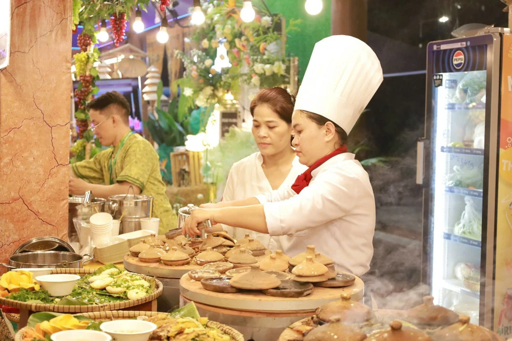 Lễ hội năm nay mở rộng tổ chức các hội thi trang trí gian hàng đẹp. Ảnh: DI LINH Có gì tại lễ hội Văn hoá Ẩm thực lớn nhất TP.HCM 2025?