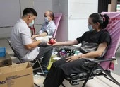 Đi hiến máu về không được qua chốt kiểm soát chống dịch