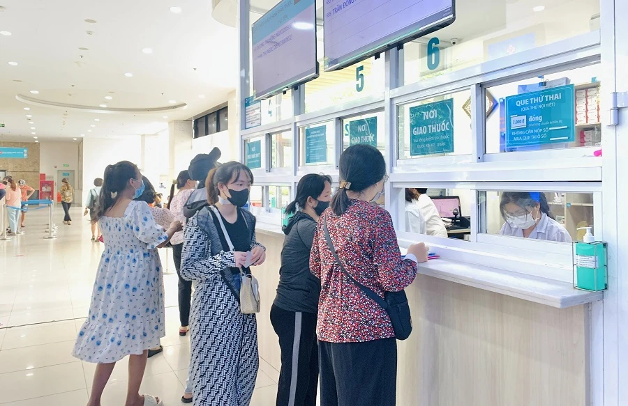 che do- lao dong nu-mang thai.jpg