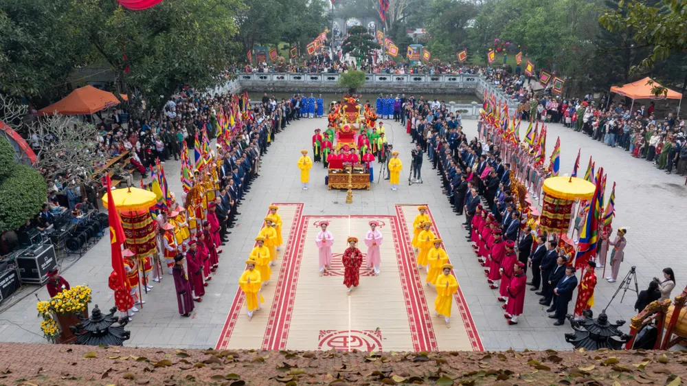 Phú Thọ dâng hương tưởng nhớ Tổ Mẫu Âu Cơ.jpg