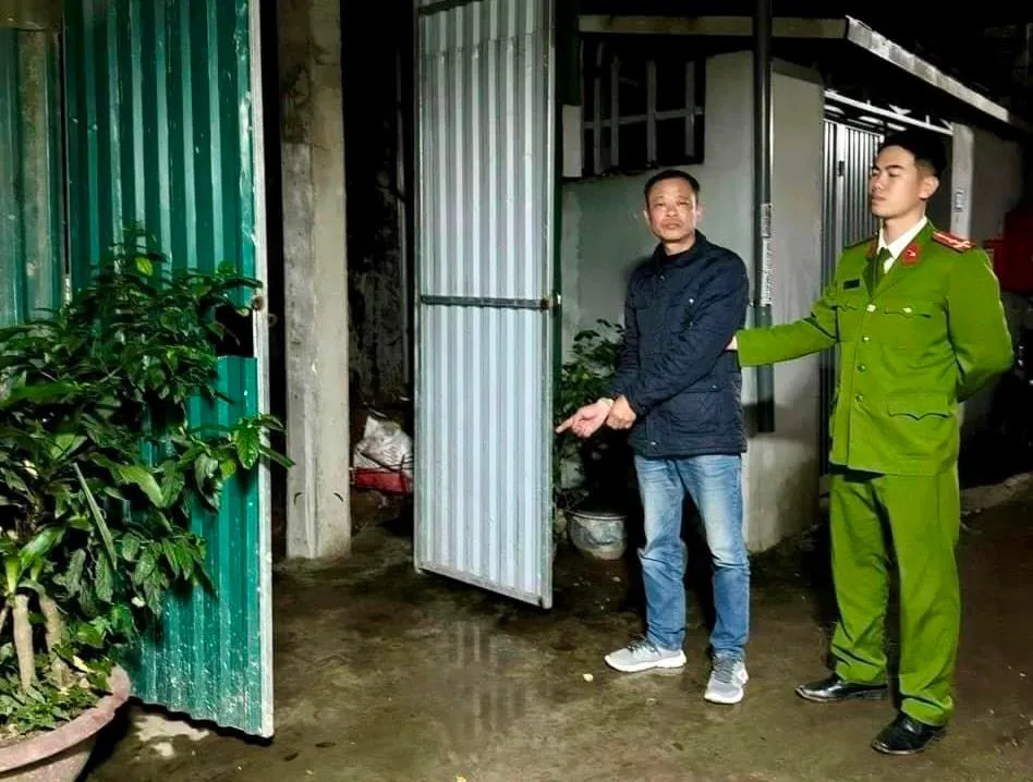 Mâu thuẫn sau khi uống rượu, Nguyễn Xuân Dũng dùng dao đâm hàng xóm nguy kịch. Ảnh: CA Người đàn ông say rượu, đâm hàng xóm nguy kịch.jpeg