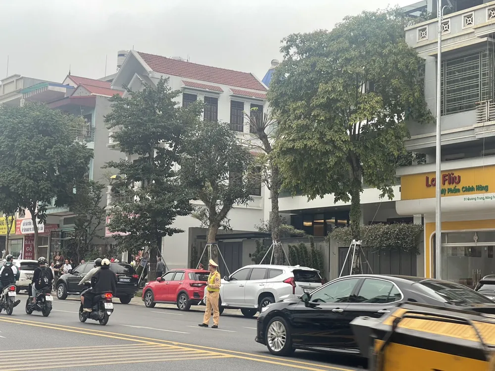 Công an xuất hiện gần nhà riêng Phó Bí thư tỉnh Vĩnh Phúc.jpg