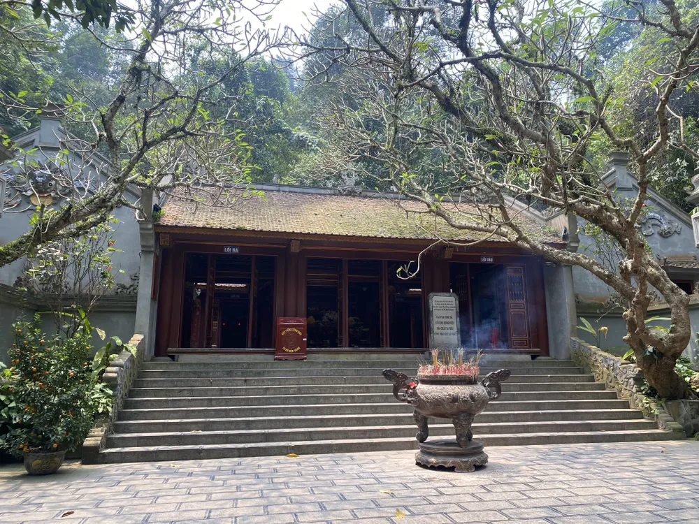 Toàn cảnh Khu di tích lịch sử đền Hùng trước ngày Giỗ Tổ Hùng Vương 9 copy.jpg