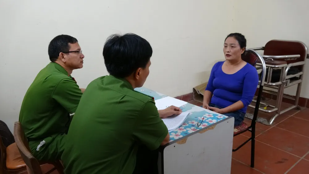 Vận động thành công đối tượng trốn truy nã 24 năm ra đầu thú.jpg