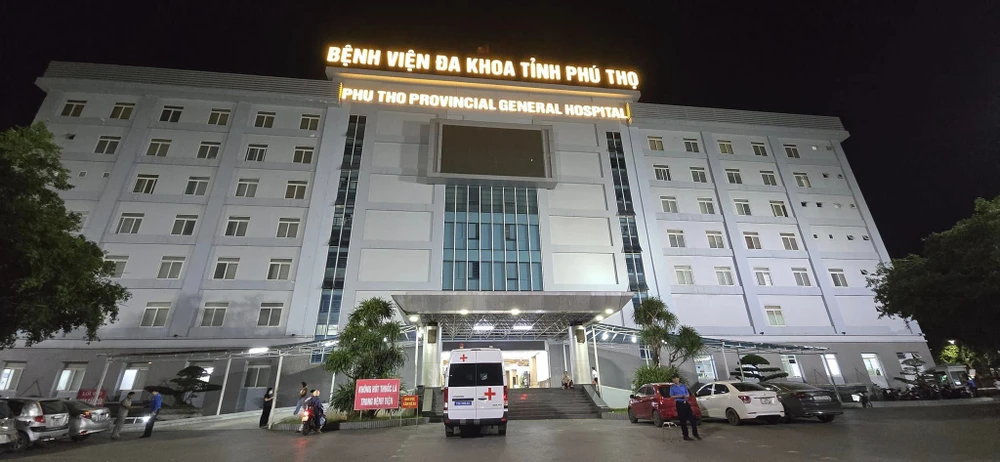 Bệnh viện Đa khoa tỉnh Phú Thọ, nơi nam sinh lớp 8 từng điều trị gần 2 tháng trước khi chuyển lại về Hà Nội. Ảnh PV Tin mới về sức khỏe nam sinh lớp 8 bị đánh chết não.jpg