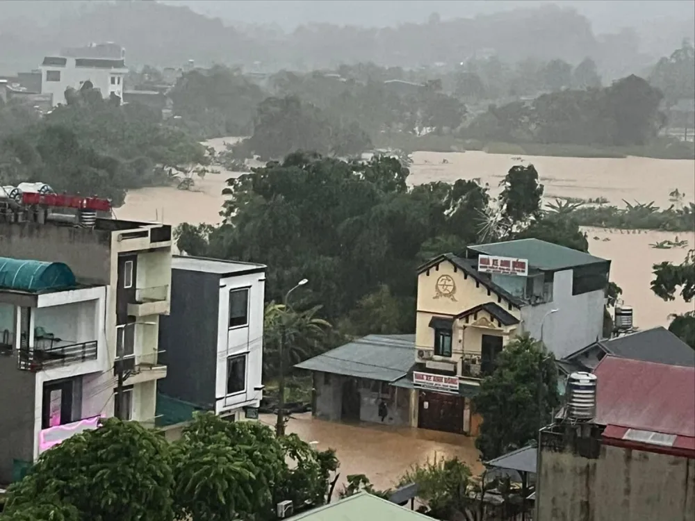 Thành phố Hà Giang mưa liên tục 3 ngày, nhiều điểm ngập sâu 7.jpg