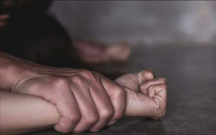 Ảnh minh họa. Điều tra nghi án thiếu nữ 16 tuổi bị cha dượng xâm hại ở Phú Thọ.png