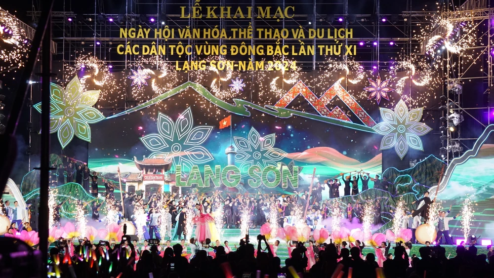 Khai mạc ngày hội văn hóa các dân tộc vùng Đông Bắc lần thứ XI .JPG