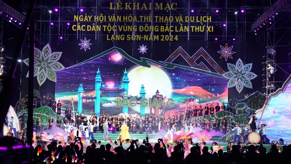 Video: Khai mạc ngày hội văn hóa các dân tộc vùng Đông Bắc lần thứ XI 5.JPG