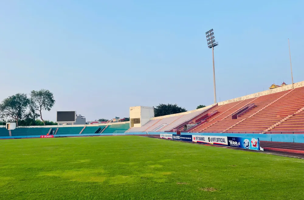 Cận cảnh sân Việt Trì, sẵn sàng làm sân nhà ĐT Việt Nam tại AFF Cup 2024 1.jpg