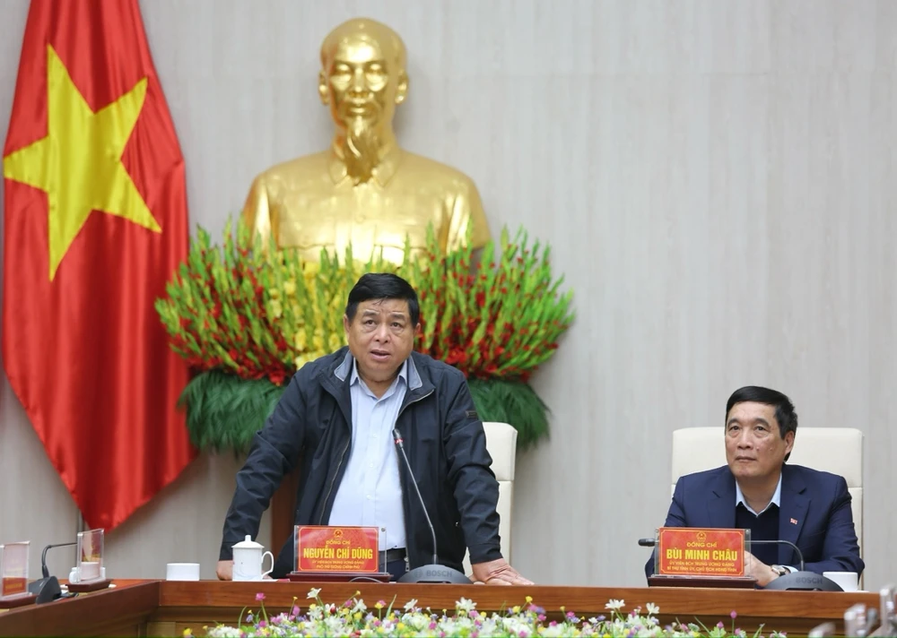 Phó Thủ tướng Nguyễn Chí Dũng làm việc với tỉnh Phú Thọ 2.jpeg