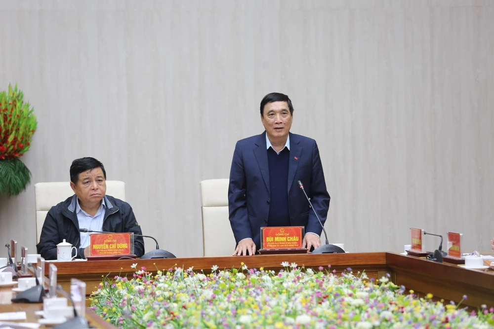 Phó Thủ tướng Nguyễn Chí Dũng làm việc với tỉnh Phú Thọ.jpeg