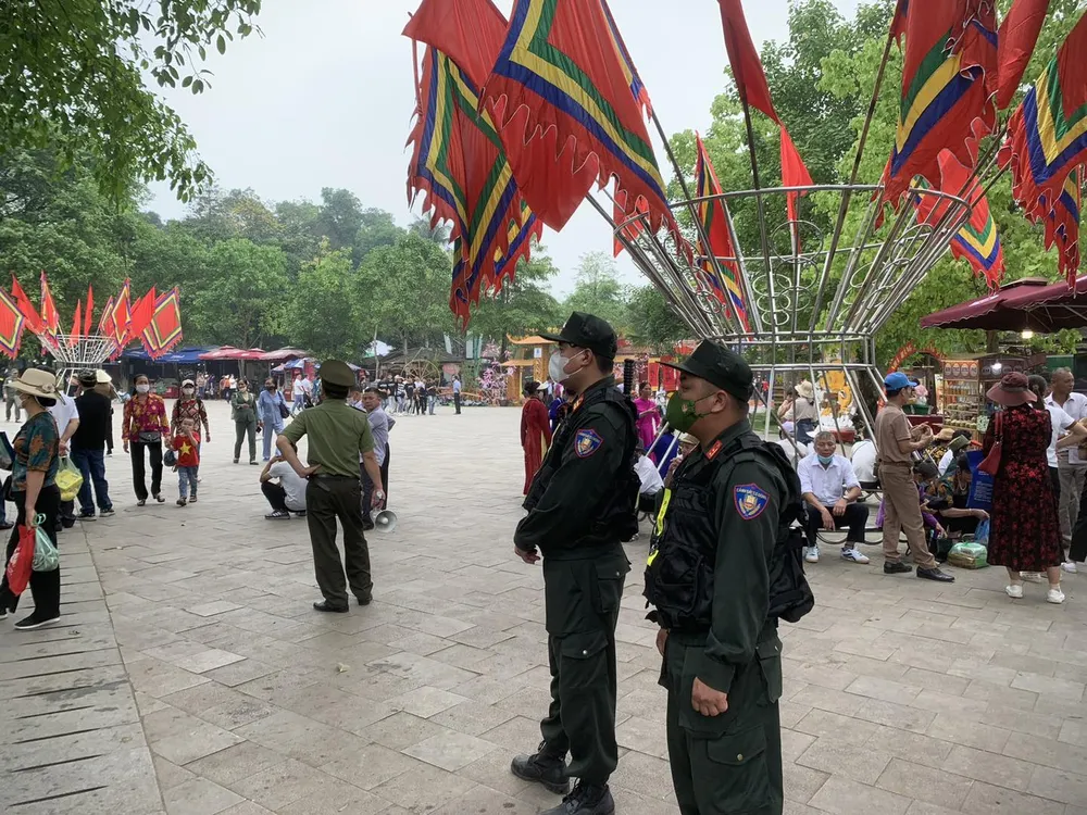 Dự báo lượng du khách về đền Hùng dịp giỗ Tổ 2025 tăng cao 3.jpg