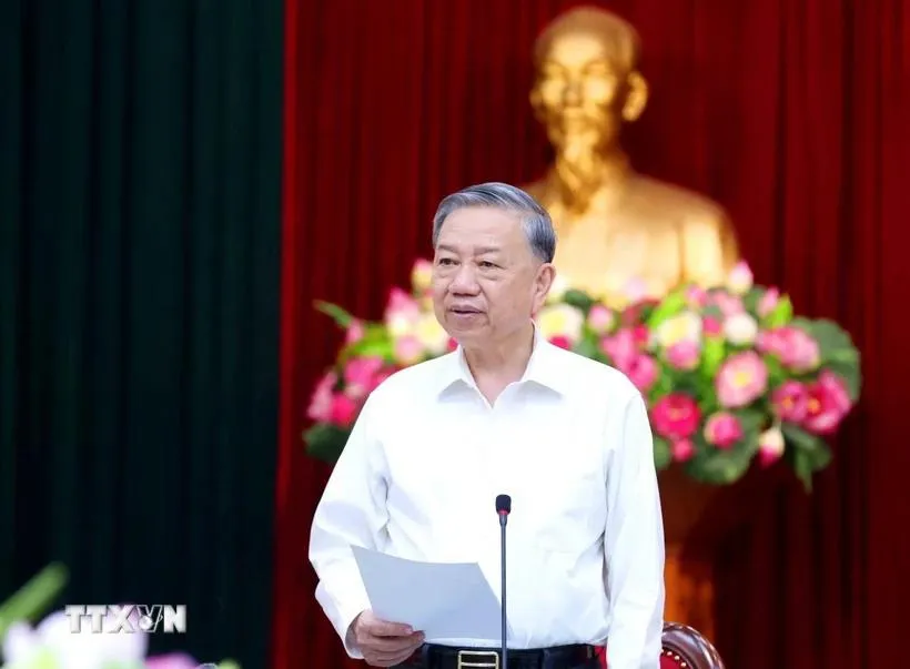 Tổng Bí thư Tô Lâm phát biểu chỉ đạo buổi làm việc. Ảnh: TTXVN Tổng Bí thư: Khẩn trương chuẩn bị đại hội đảng bộ các cấp tiến tới Đại hội XIV của Đảng