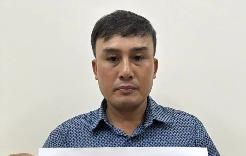 Bắt khẩn cấp tài xế chặt chém 2,5 triệu đồng cuốc xe 70km.jpg